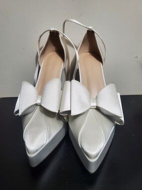 Satin White Pointed-Toe Slingback Heels with Bow